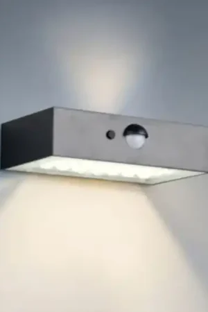 Applique nero da esterno solare sensore di movimento crepuscolare led 4000k Consegna Rapida