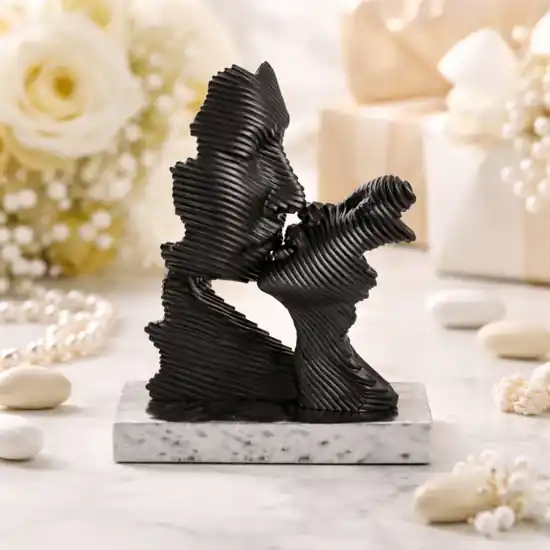 Bomboniera bacio stilizzato nero argento moderna bongelli preziosi Must-Have