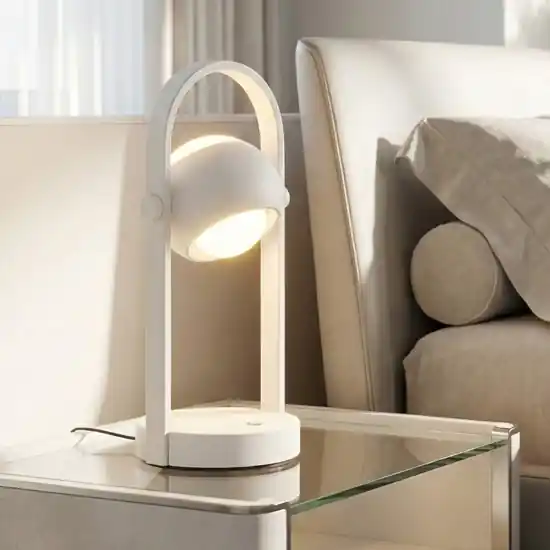 Più Venduto Lampada da comodino bianca moderna portatile a batteria con telecomando