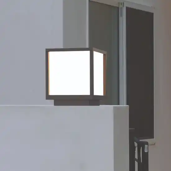Lampada da appoggio per esterno cubo antracite Non Perdere