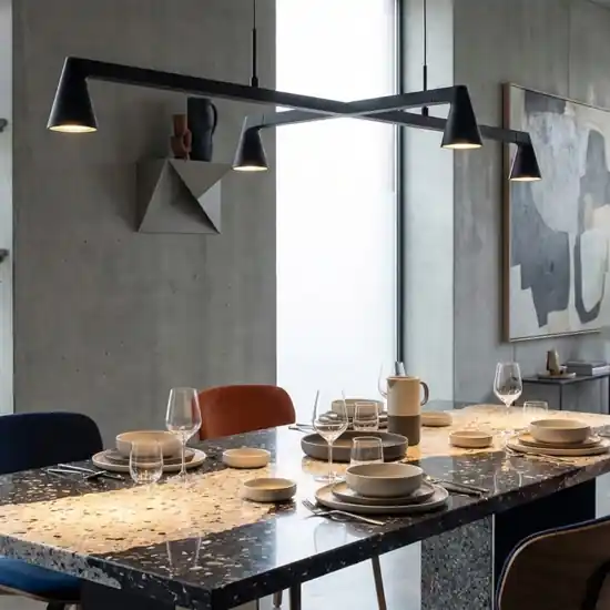 Lampadario led nero design moderno per illuminazione tavolo Prezzo Scontato