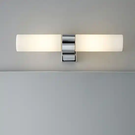 Applique da bagno moderno due luci cromo vetro bianco Consegna Rapida