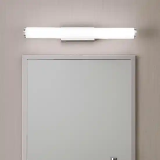 Acquista Ora Applique cromo per specchio bagno 60cm led 6w 3000k