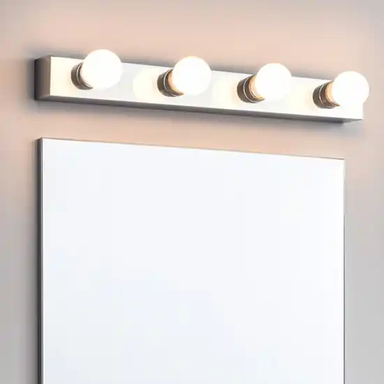 Vendita Finale Applique da bagno moderno 4 luci cromo