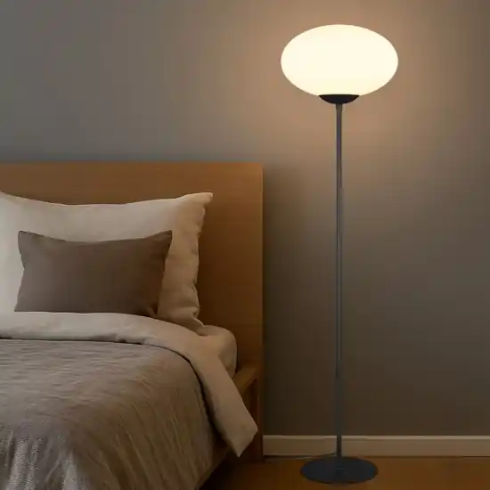 Lampada da terra moderna nera per camera da letto Acquista Ora