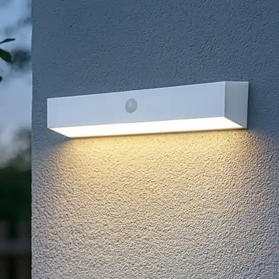 Applique da esterno ibrido luce solare con sensore di movimento crepuscolare Super Prezzo