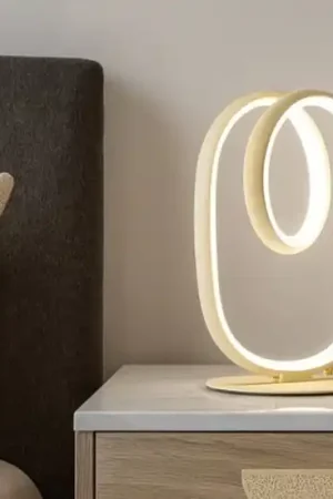 Abat jour da comodino diva oro gea luce design moderna Prezzo Ridotto
