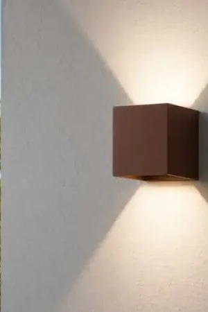 Scelto Dai Clienti Isyluce applique 6w cubo corten 3000k per esterno