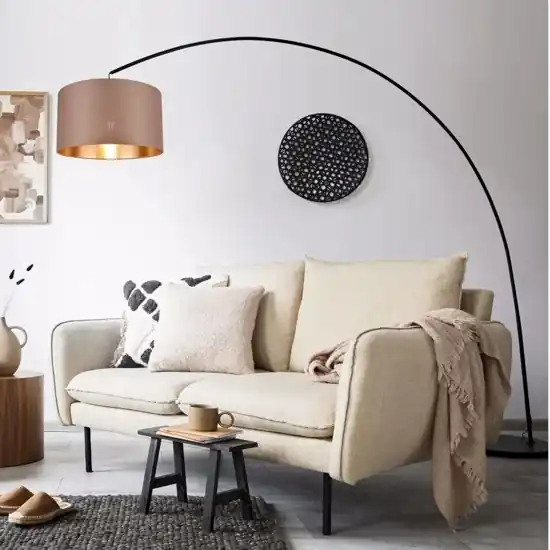 Lampada ad arco da terra flux curva nera paralume tortora Di Tendenza