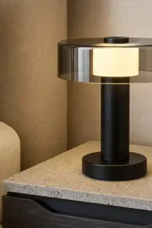 Abat jour lampada da comodino moderna nero fume Popolare