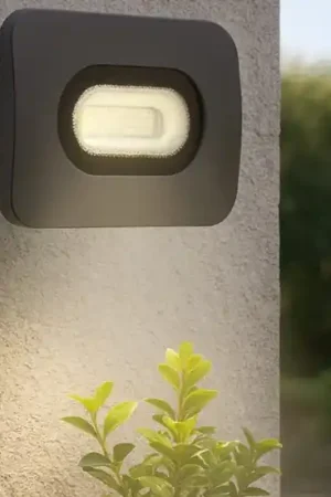 Subito Disponibile Faro nero da esterno 50w 4000k orientabile ip65