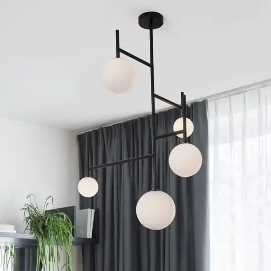 Miglior Prezzo Lampadario verticale sfere vetro design nero per soggiorno