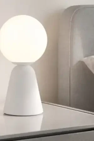 Abat-jour lampada da comodino bianca sfera di vetro moderna Compra Adesso
