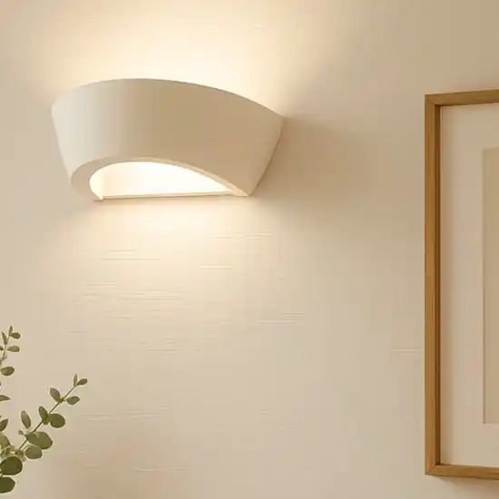 Offerta Lampo Applique di gesso bianca mezza luna da parete