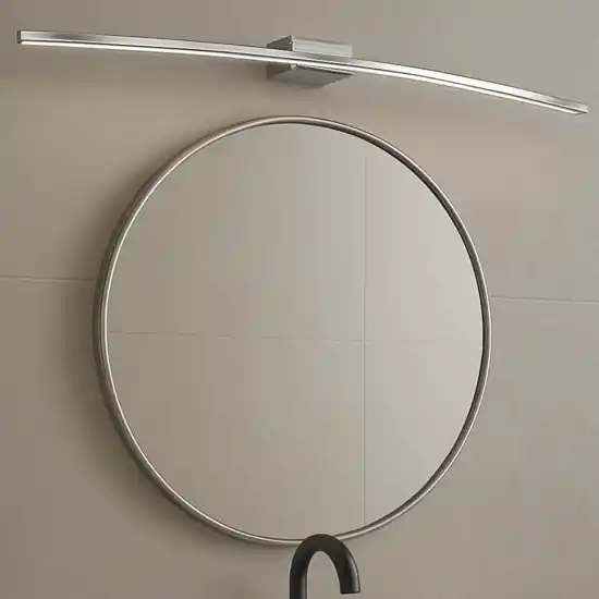 Acquista Ora Applique curvo per specchio da bagno cromo 6w 3000k