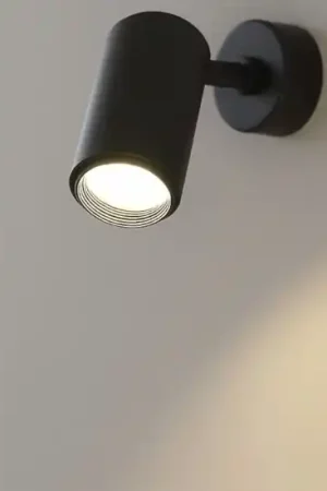 Applique moderna con spot orientabile cilindro nero Nuovo Arrivo