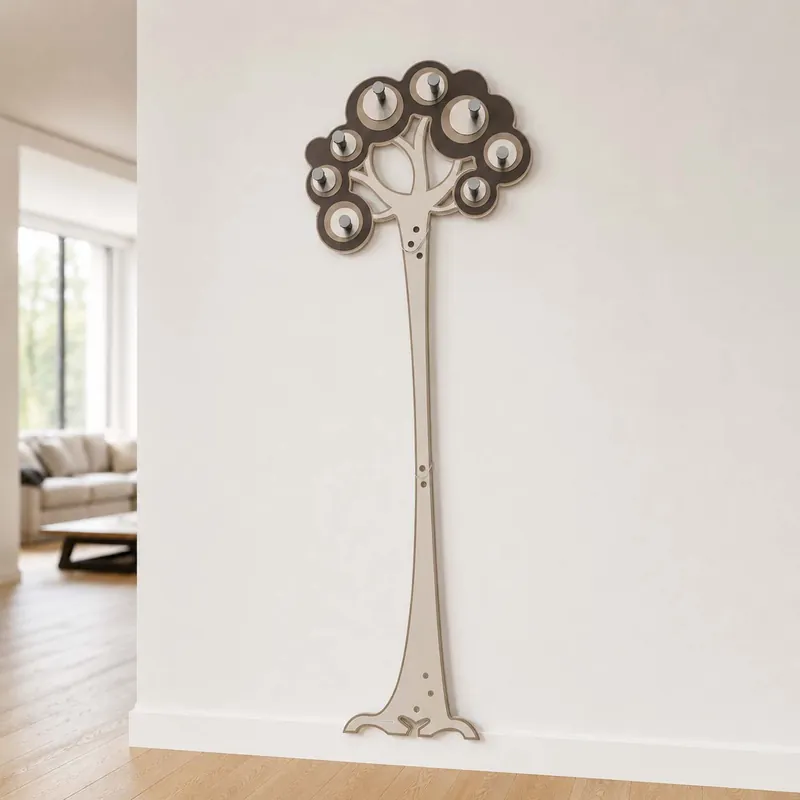 Attaccapanni a parete a forma di albero in legno di design con 8 ganci Occasione
