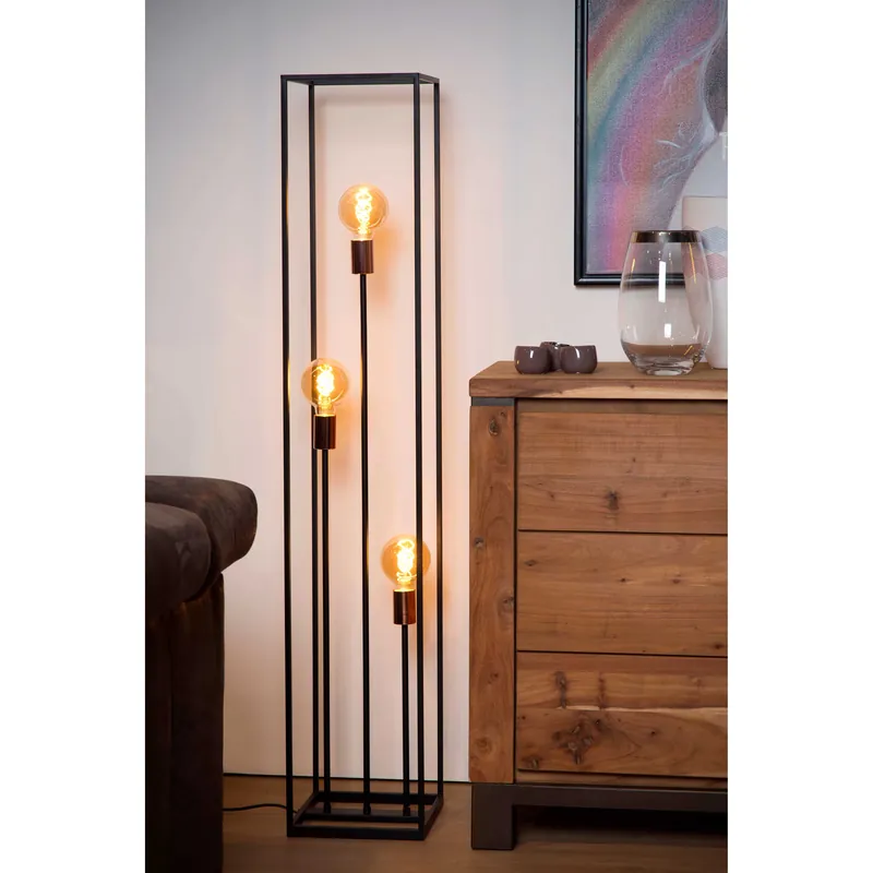 Sconto Lampada da terra con struttura e base in metallo con 3 diffusori design minimal - 60W - IP20