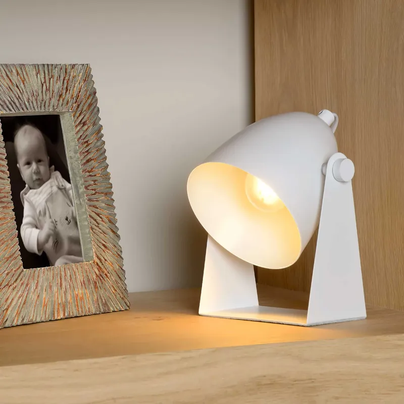Scelto Dai Clienti Abat Jour con struttura in metallo dal design moderno e diffusore orientabile - 40W - 20