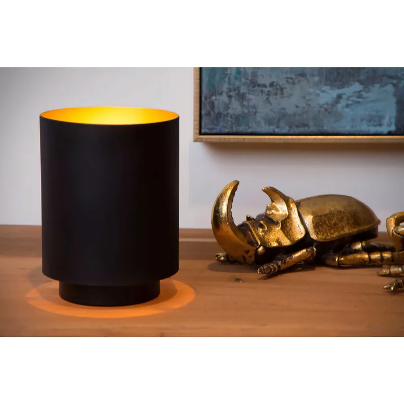 Promo Stagionale Abatjour con struttura in metallo cilindrica con diffusore dal design moderno - 40W - 20