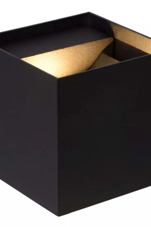A Buon Prezzo Applique con struttura in metallo cubica dal design moderno e diffusore a LED - 6W - Lumen 350 - 3000k Luce Calda - IP54
