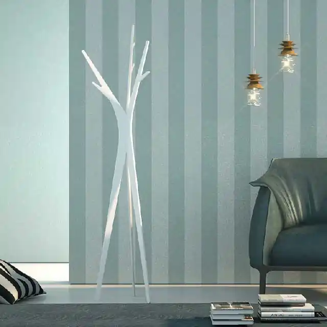 Appendiabiti da terra in legno dal design moderno ed elegante Compra Adesso