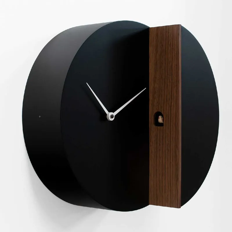 Orologio da parete con meccanismo a cucù dal design moderno ed elegante Novità