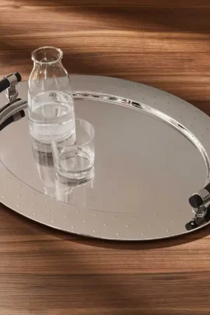 Affare Vassoio ovale in acciaio inossidabile lucido dal design moderno ed elegante