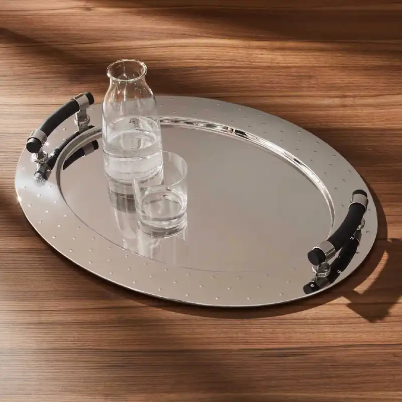 Affare Vassoio ovale in acciaio inossidabile lucido dal design moderno ed elegante