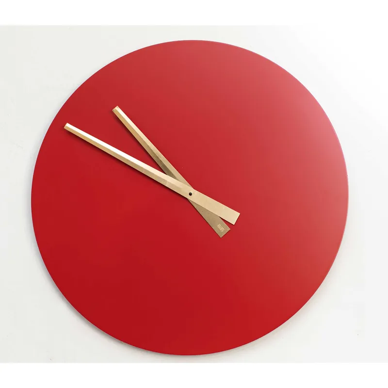 Promozione Orologio da parete rotondo dal design minimal ed elegante
