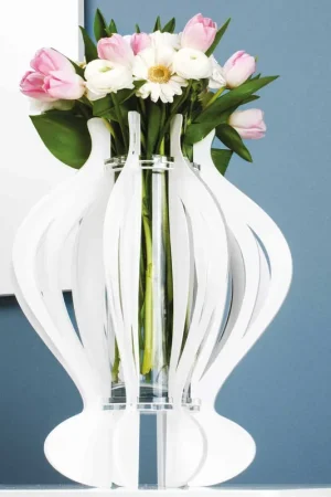 Vaso moderno in plexiglass dalle linee eleganti e arrotondate Vendita Finale