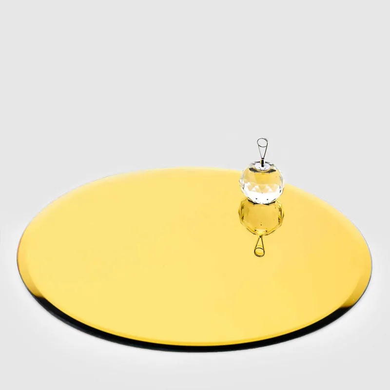 Ultime Pezzi Base specchiata media rotonda dal design moderno ed elegante