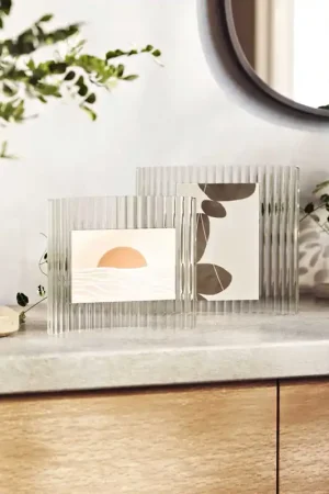 Portafoto piccolo con cornice in vetro dal design moderno - Foto 10x15 Offerta Lampo