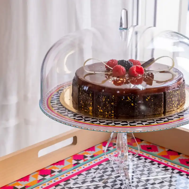 Saldi Alzata per dolci con campana in plexiglass dal design moderno decoro Ethnic