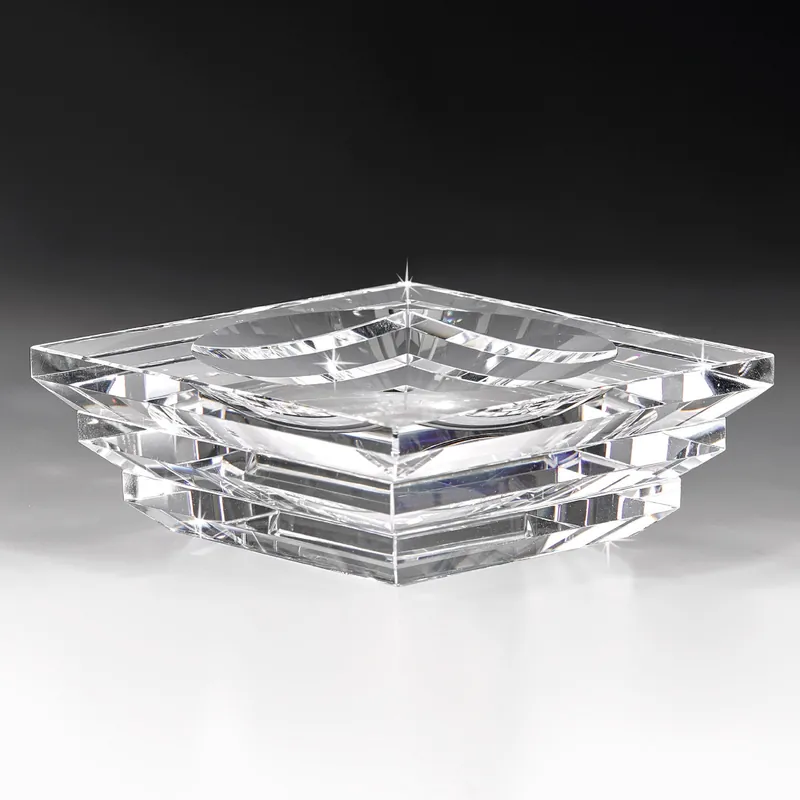 Vuota tasche in cristallo dal design moderno ed elegante Ultima Occasione