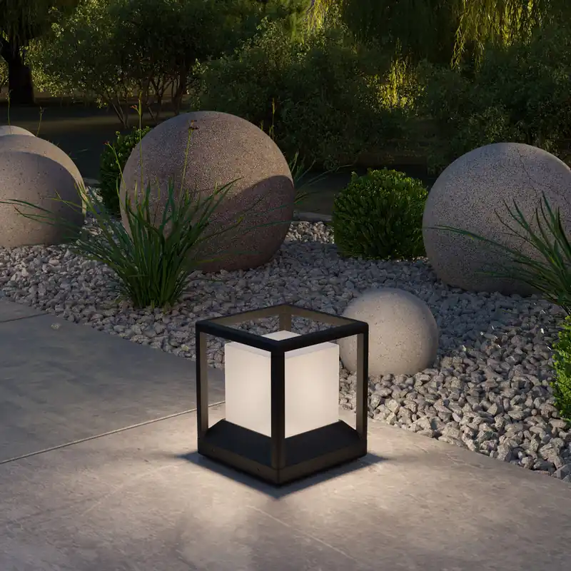 Lampioncino da giardino struttura in alluminio diffusore in acrilico - 40W - IP65 Non Perdere
