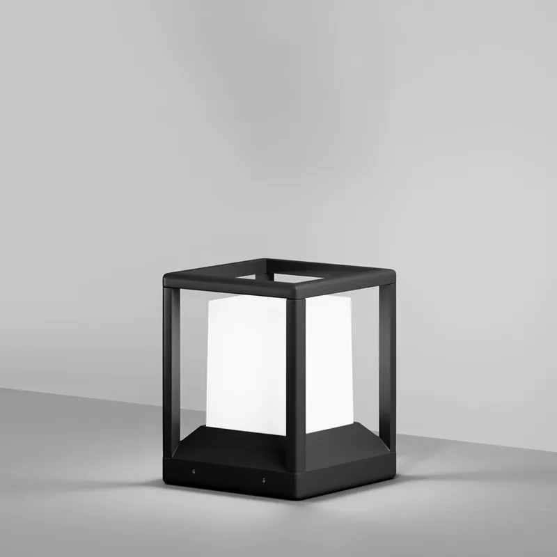Spedizione Espresso Lampioncino da giardino in alluminio e diffusore in acrilico - 40W - IP65
