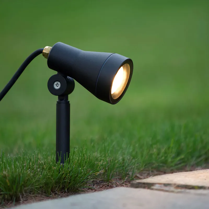 Lampada da giardino da terra a LED dimmerabile con struttura in alluminio - 5W - Lumen 320 - 3000k Luce Calda - 54 Promozione Esclusiva