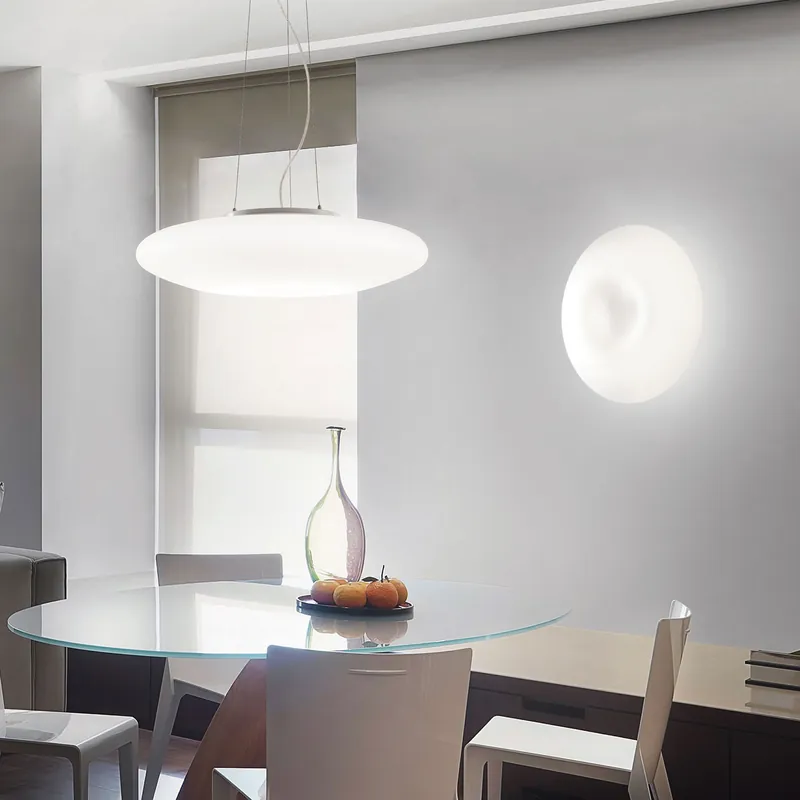 Non Perdere Lampada a sospensione in metallo e diffusore in vetro soffiato medio - 60W - IP20