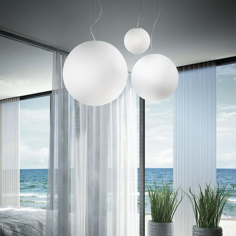 Quantità Limitata Lampada a sospensione in metallo bianco con diffusore rotondo in vetro piccolo - 42W - IP20