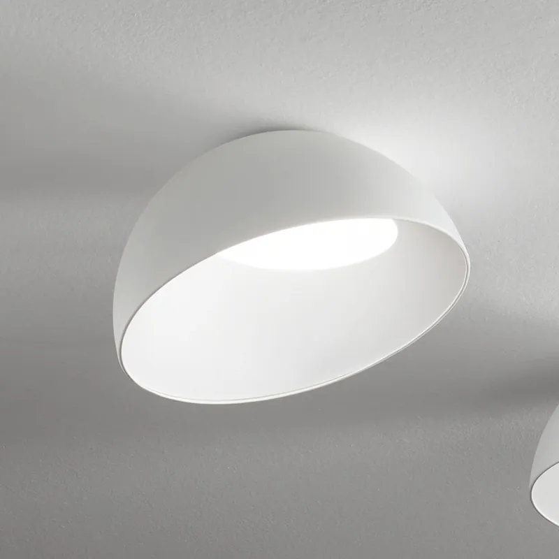Compra Oggi Stesso Plafoniera a led struttura in metallo e diffusore in policarbonato orientabile - 24W - Lumen 2750 - 3000k Luce Calda - IP20