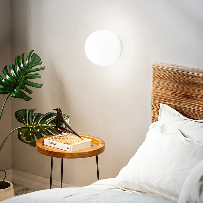 Subito Disponibile Applique da parete media in metallo con diffusore a sfera dal design moderno - 42W - IP20