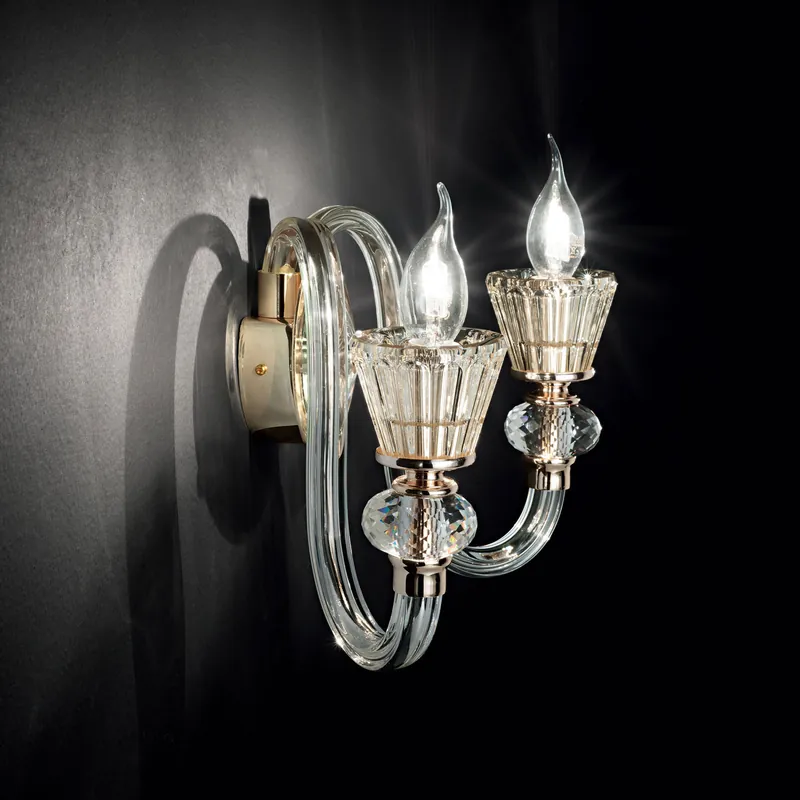 Applique da parete classica in metallo con bracci in vetro soffiato - 40W - IP20 Quantità Limitata