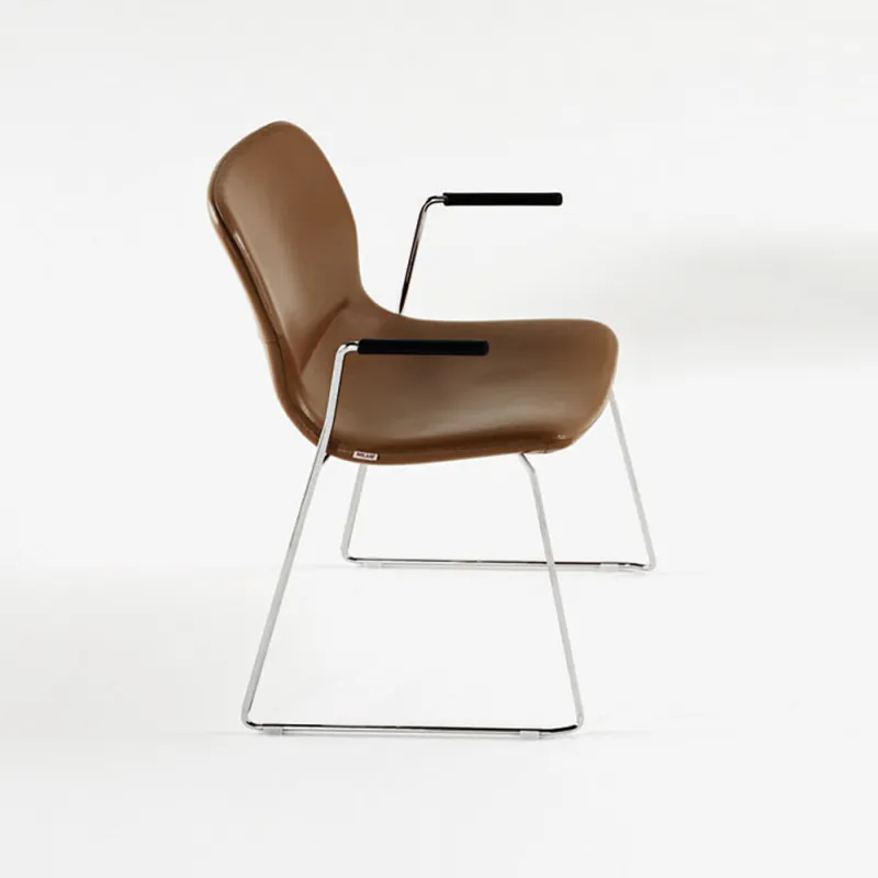 Offerta Limitata Sedia con base a slitta e braccioli Mi Chair SL P