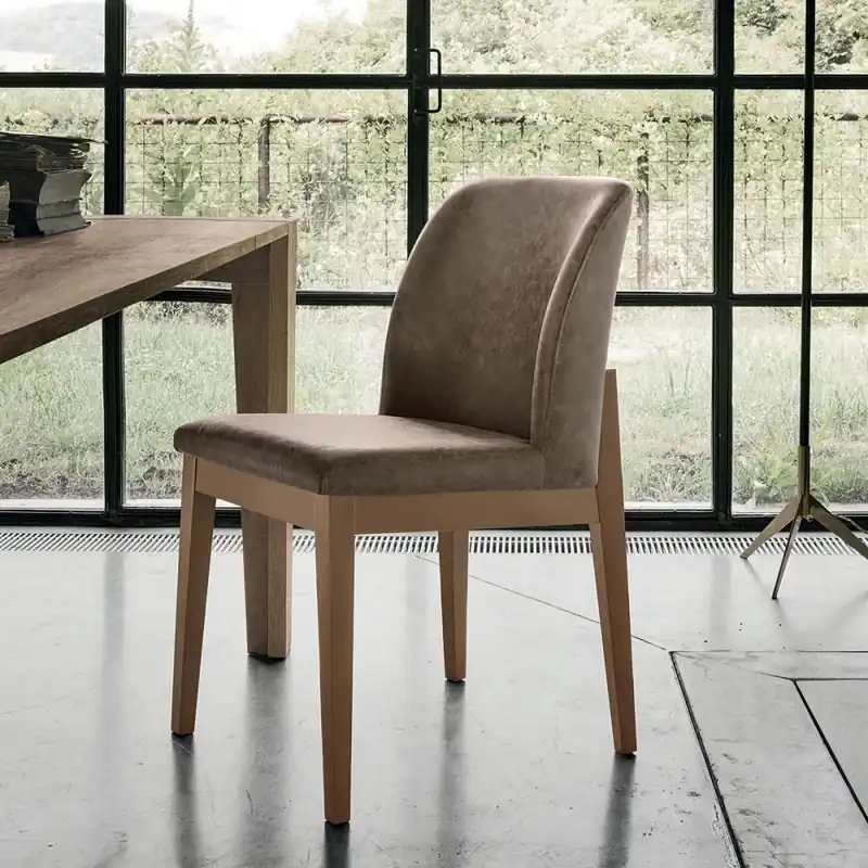 Sedia vintage in similpelle e legno Salisburgo Spedizione Espresso