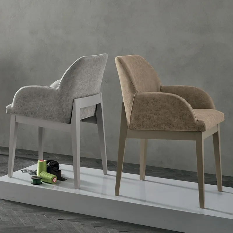 Poltroncina similpelle vintage Salisburgo P Ultima Occasione