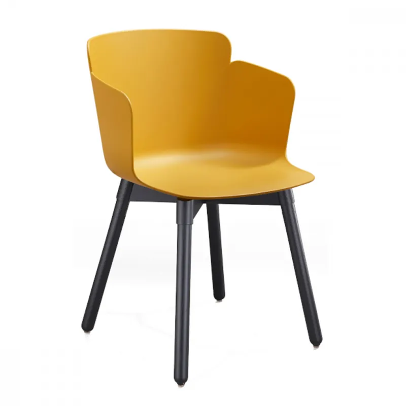 Must-Have Poltroncina con gambe in legno Calla PL