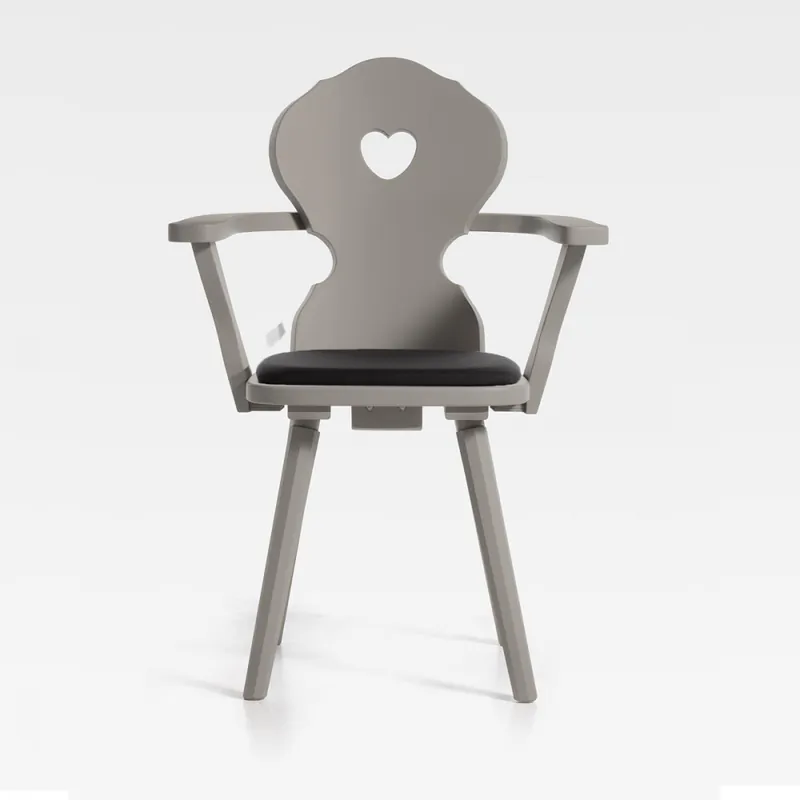Sedia con braccioli in stile tirolese ed intaglio a cuore Monaco S-P IMB Saldi