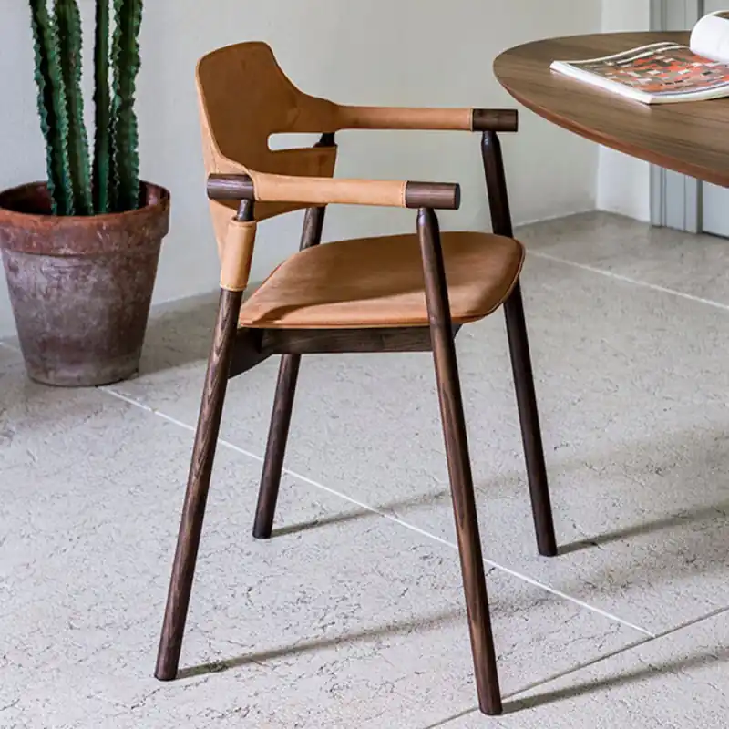 Nuova Collezione Poltrona struttura legno e cuoio Suite PL CU