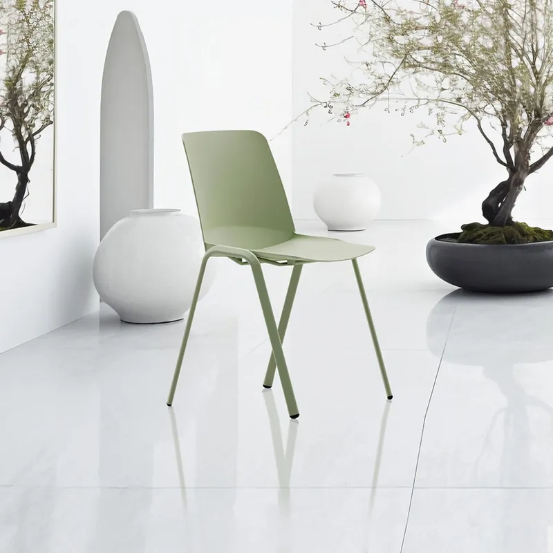 Sedia impilabile in plastica e metallo made in Italy Vip Offerta Speciale
